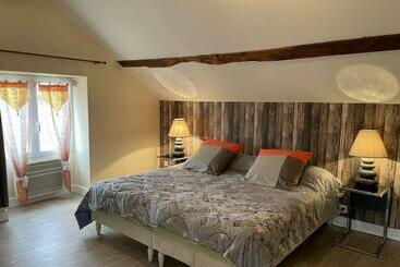 관광객 아파트 Maison De Vacances Spacieuse Avec Cour Privative, Proche Des Commerces Et Activités De Plein Air
