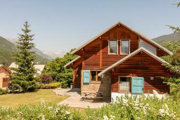 Chalet Premium Accès Pied De Piste En Navette