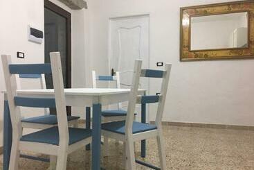 Kelu E Terra   Locazione Turistica   Iun Q0467