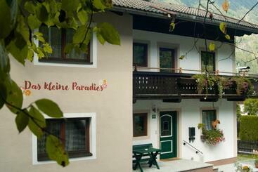 Жильё для туристов Das Kleine Paradies