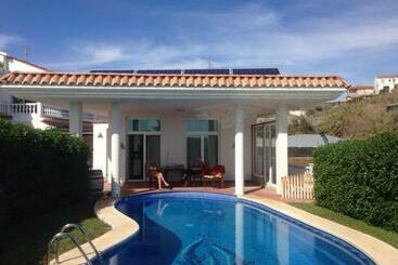 شقق خاصة سياحية Casa Blanka Poolhaus   Ph