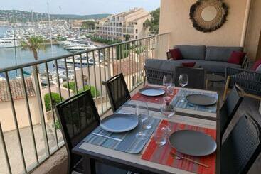 דירות לתיירים Mon Ecrin Sur La Marina Du Golfe De St Tropez