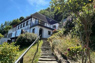 Saechsische Schweiz Ferienhaus Wohnung 1 Mit Elbblick Sauna Und Kamin
