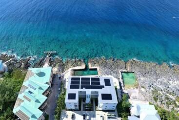 Lighthouse Point Residences