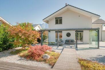 Villa Le Sélect 5 Stars Jacuzzi & Sauna à Vionnaz