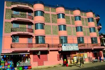Maluhia Halelaa 2 3 Bedrooms