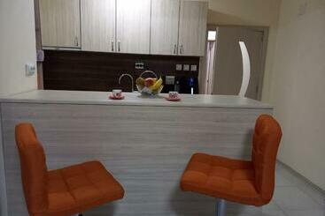 شقق خاصة سياحية Dima S Place