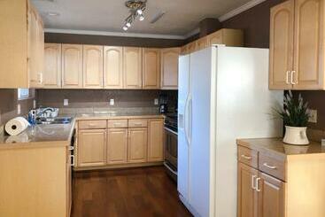 @ Marbella Lane Elegant Home In Sj