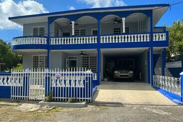 2a Welcoming Apt Near Crashboat Beach