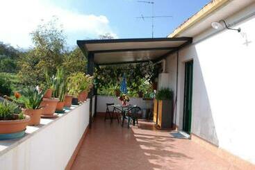 Casa Galatea Etna Nord Via Bellini 141 Milo