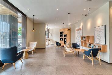 Hanting Hotel Tianyi Square