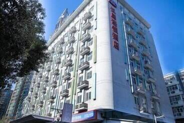 هتل Hanting Ningbo Baizhang Dong Road