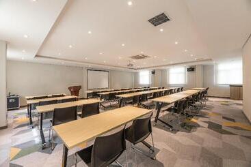 هتل Hanting  Wuxi Zhongshan Road Nanchansi