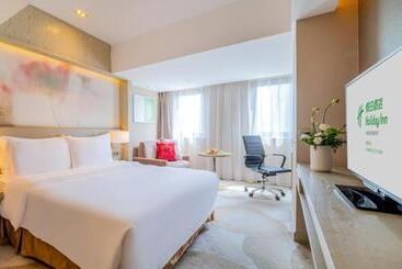 هتل Holiday Inn Kunming City Centre, An Ihg