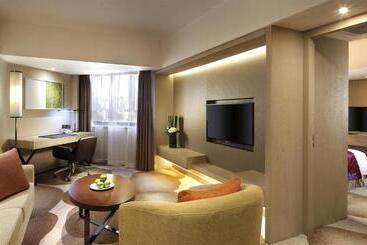 هتل Holiday Inn Kunming City Centre, An Ihg