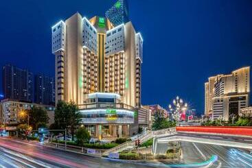 هتل Holiday Inn Kunming City Centre, An Ihg