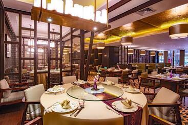 هتل Holiday Inn Kunming City Centre, An Ihg