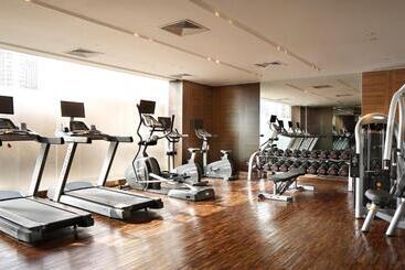 هتل Holiday Inn Kunming City Centre, An Ihg