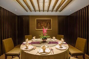 هتل Holiday Inn Kunming City Centre, An Ihg