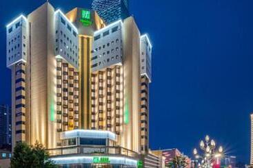 هتل Holiday Inn Kunming City Centre, An Ihg