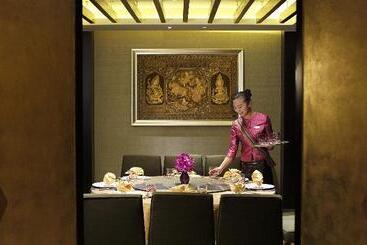 هتل Holiday Inn Kunming City Centre, An Ihg