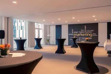هتل Mercure Roeselare