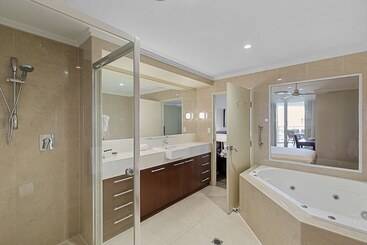 Oaks Hervey Bay Resort And Spa