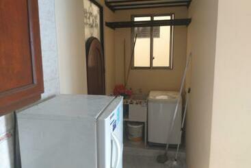 Apartamento Central Independiente A Media Cuadra Del Parque La Herradura