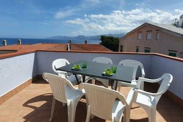 דירות לתיירים Appartamento Terrazza Vista Mare