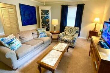 Charming Condo Near Downtown, Ncsu And Pnc Arena