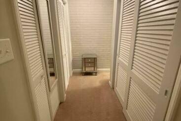Charming Condo Near Downtown, Ncsu And Pnc Arena