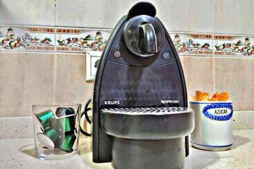 Damasco, Amplio Apartamento Cercano Al Centro