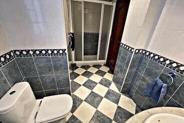 Damasco, Amplio Apartamento Cercano Al Centro