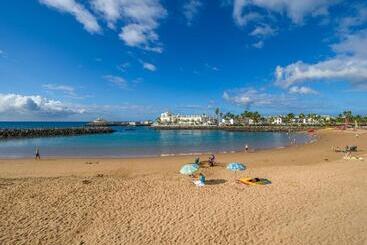 Amarre Beach