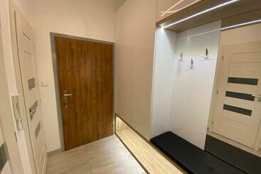 Classy Times City Centre Private Parking Sunny Apartment