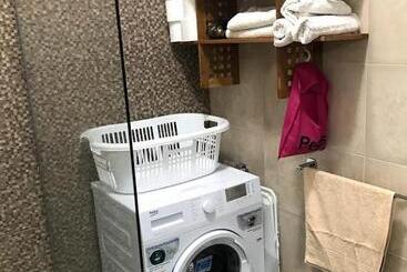 Luqa Apartment   5 Mins From Airport