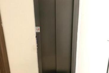 Luqa Apartment   5 Mins From Airport