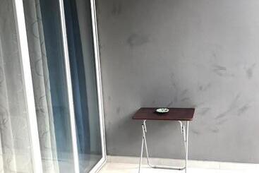 Luqa Apartment   5 Mins From Airport