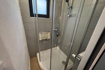 Vila Franceză   Cazare Cu Jacuzzi Pe Malul Lacului Colibița
