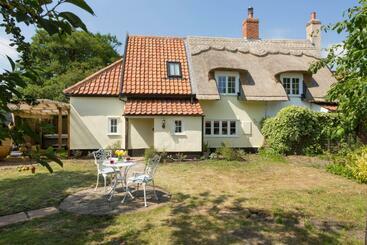 游客公寓 Honeysuckle Cottage