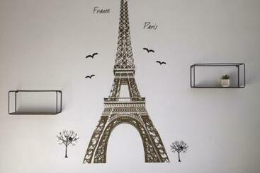 Le Petit Paris