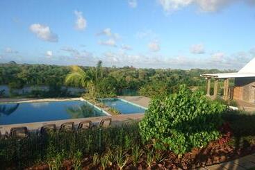 Port Chambly Mango Tree House