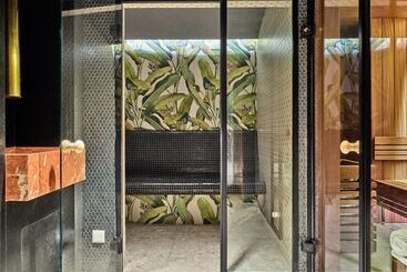 Altus Palace   Destigo Hotels