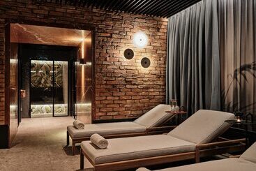 Altus Palace   Destigo Hotels