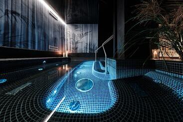 Altus Palace   Destigo Hotels