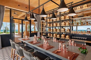 هتل Hilton Maldives Amingiri Resort & Spa