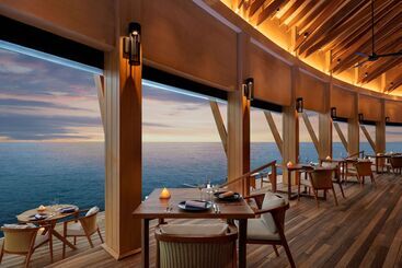 هتل Hilton Maldives Amingiri Resort & Spa