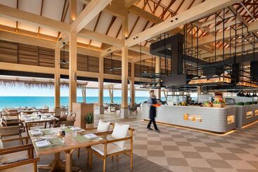 هتل Hilton Maldives Amingiri Resort & Spa