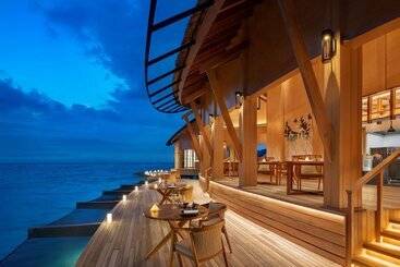 هتل Hilton Maldives Amingiri Resort & Spa