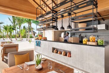 هتل Hilton Maldives Amingiri Resort & Spa